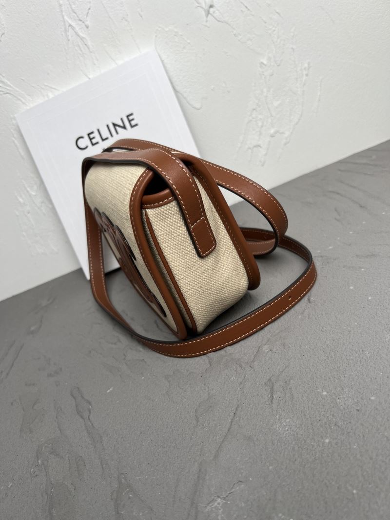 Ce1i*e triomphe bags